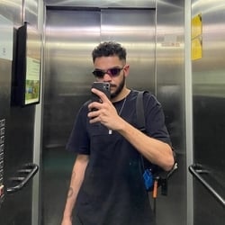 Foto de Guilherme Silva ao vivo na webcam