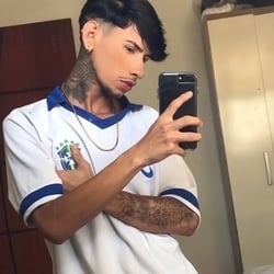 Foto de Guilherme Mattos ao vivo na webcam