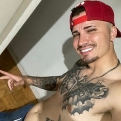 Foto de Gustavo Gh ao vivo na webcam