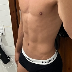 Gustavo MG