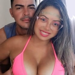 Foto de Hayli e Safadão ao vivo na webcam