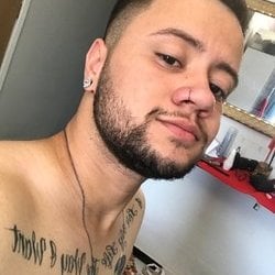 Foto de Heitor Trans ao vivo na webcam