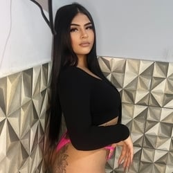 Foto de Hellen Leal ao vivo na webcam