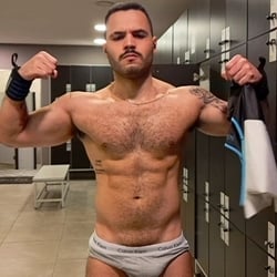 Foto de Henri Dino ao vivo na webcam