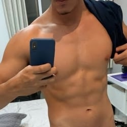 Foto de Henri Fantasy ao vivo na webcam