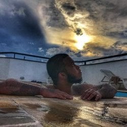 Foto de HNRQQ ao vivo na webcam