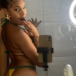 Foto de Honey Bea - videos sexo ao vivo Sexo ao Vivo