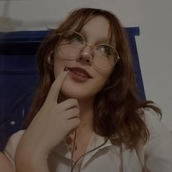 Foto de Honey Blo0m ao vivo na webcam