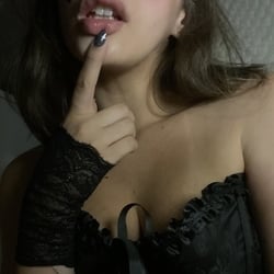 Foto de Honey Lua ao vivo na webcam