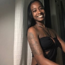 Foto de Honey Vixen - videos sexo ao vivo Sexo ao Vivo