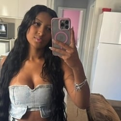 Foto de Hot Ceci - videos sexo ao vivo Sexo ao Vivo