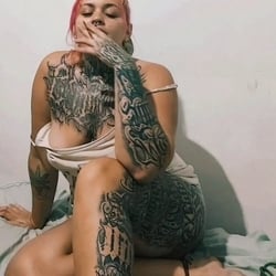 Foto de Hot Pink 97 ao vivo na webcam