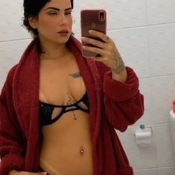 Foto de Hot Pink ao vivo na webcam