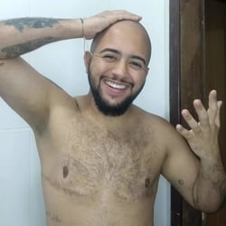 Foto de I Boy ao vivo na webcam