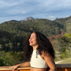 Foto de Iara Araruna ao vivo na webcam