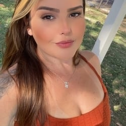 Foto de Iara Bintecurt - videos sexo ao vivo Sexo ao Vivo