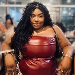 Foto de Inaina ao vivo na webcam