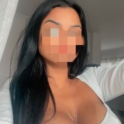 Foto de Indianara 031 ao vivo na webcam