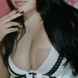 Foto de Indra Rabello ao vivo na webcam