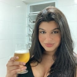 Foto de Isa Vellaris ao vivo na webcam