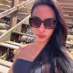 Foto de Isabella Serdan ao vivo na webcam