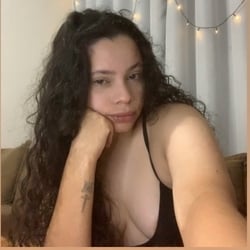 Foto de Isabelly Liz ao vivo na webcam