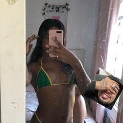 Foto de Isabelly Schultz ao vivo na webcam