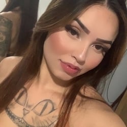 Foto de Ivy Gomes 99 ao vivo na webcam