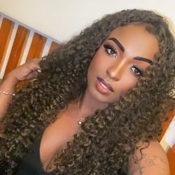 Foto de Iza Parlandim ao vivo na webcam