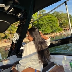 Foto de Iza ao vivo na webcam