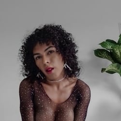 Foto de Izzie Transex ao vivo na webcam