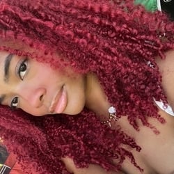 Foto de Izzy Fogosa ao vivo na webcam