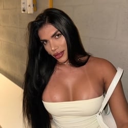 Foto de Jade Doarte ao vivo na webcam