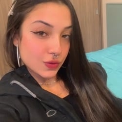 Foto de Jade Muller ao vivo na webcam