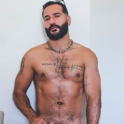 Foto de James F ao vivo na webcam