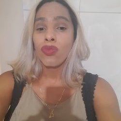 Foto de Jannye Navarro ao vivo na webcam