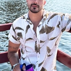 Foto de Hiro ao vivo na webcam