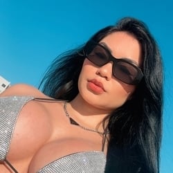 Foto de Japa Sexy 2003 ao vivo na webcam