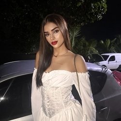 Foto de Jeneffer W ao vivo na webcam