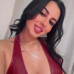 Foto de Jhennyfer 011 ao vivo na webcam