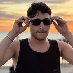 Foto de Jhon 26 - videos sexo ao vivo Sexo ao Vivo