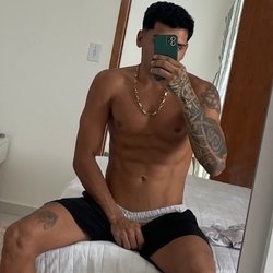 Foto de Jogador Caro 021 ao vivo na webcam