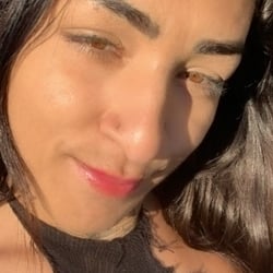 Foto de Johana ao vivo na webcam