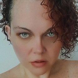 Foto de Ju Balestra ao vivo na webcam