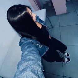 Foto de Juju Gomex ao vivo na webcam