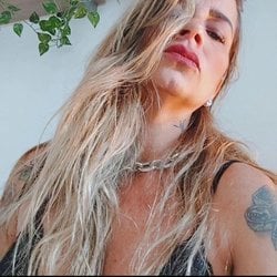 Foto de Juju Milf ao vivo na webcam