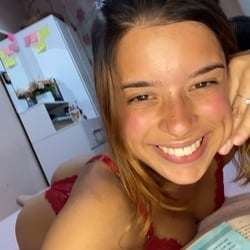 Foto de Julia Arantes ao vivo na webcam