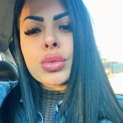 Foto de Juliana Guedes ao vivo na webcam