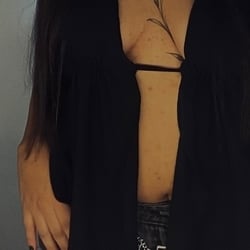 Foto de Julie Soares ao vivo na webcam