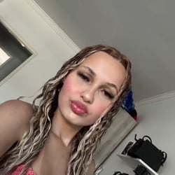 Foto de Julinha Loirinha - videos sexo ao vivo Sexo ao Vivo
